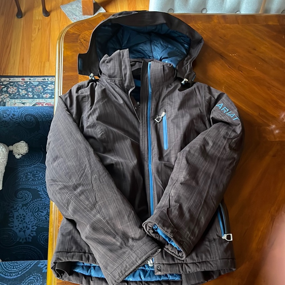 Beautiful ariat riding winter coat!